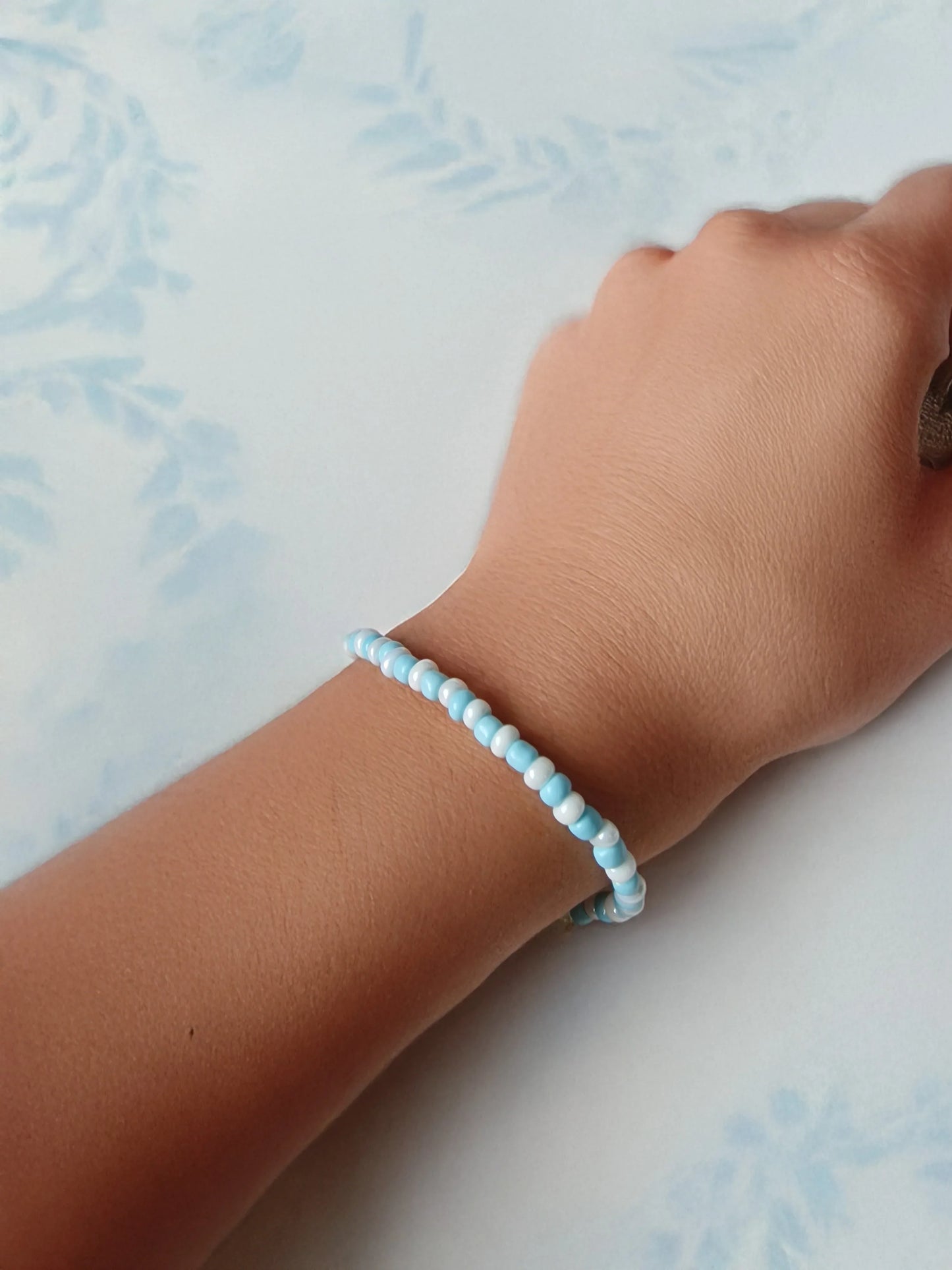 Sky Bead Stretch Bracelet – Baby Blue & Pearl - Modrena