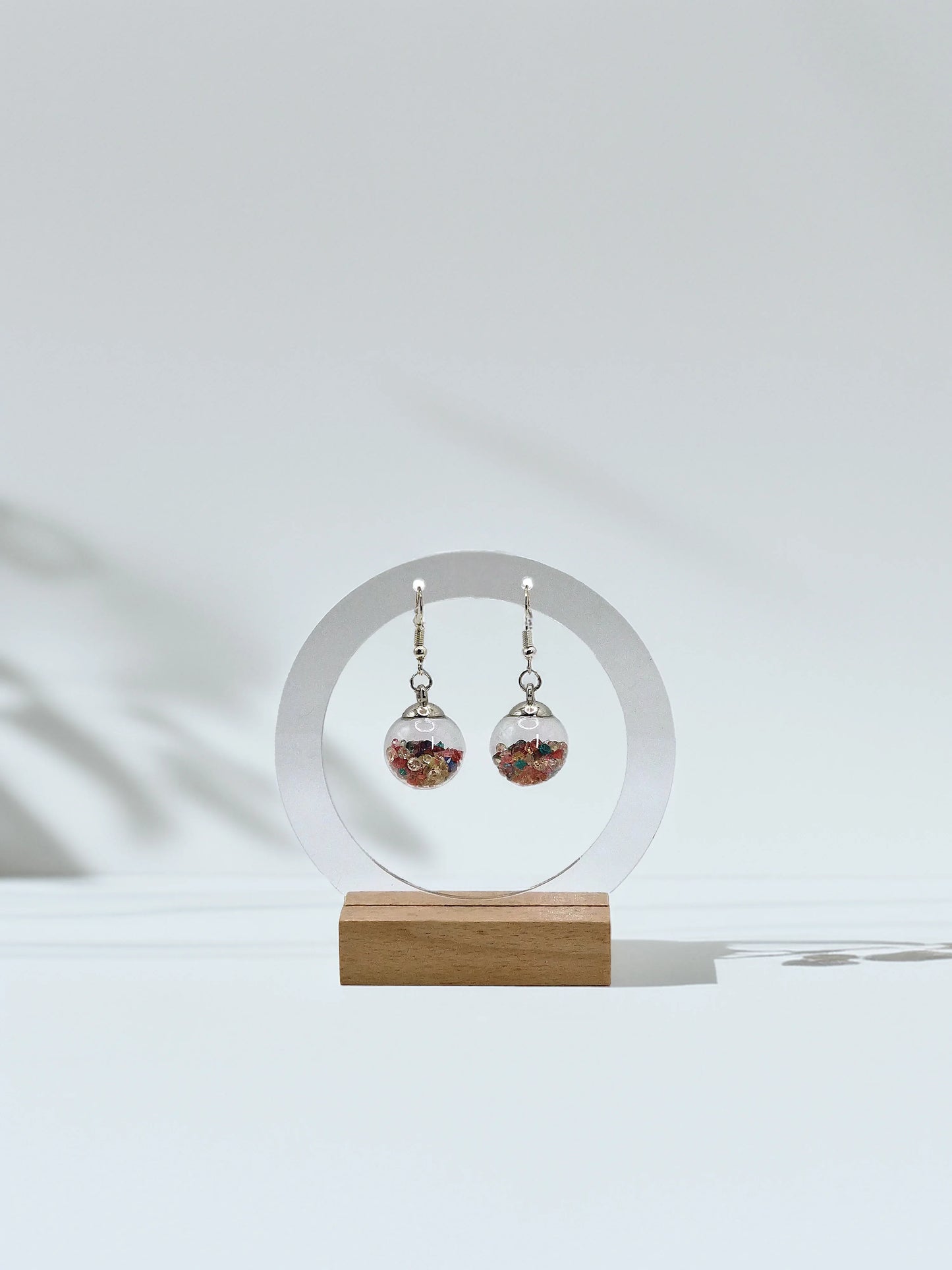 Snowglobe Confetti Earrings - Modrena